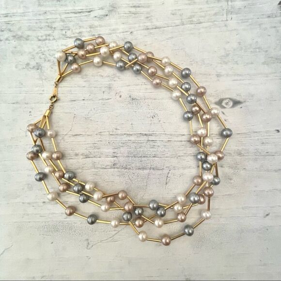 Avon faux Pearl multi strand necklace - Picture 3 of 12
